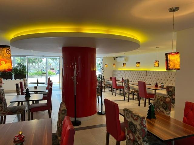 Hotel Juan Maria Тулуа Экстерьер фото