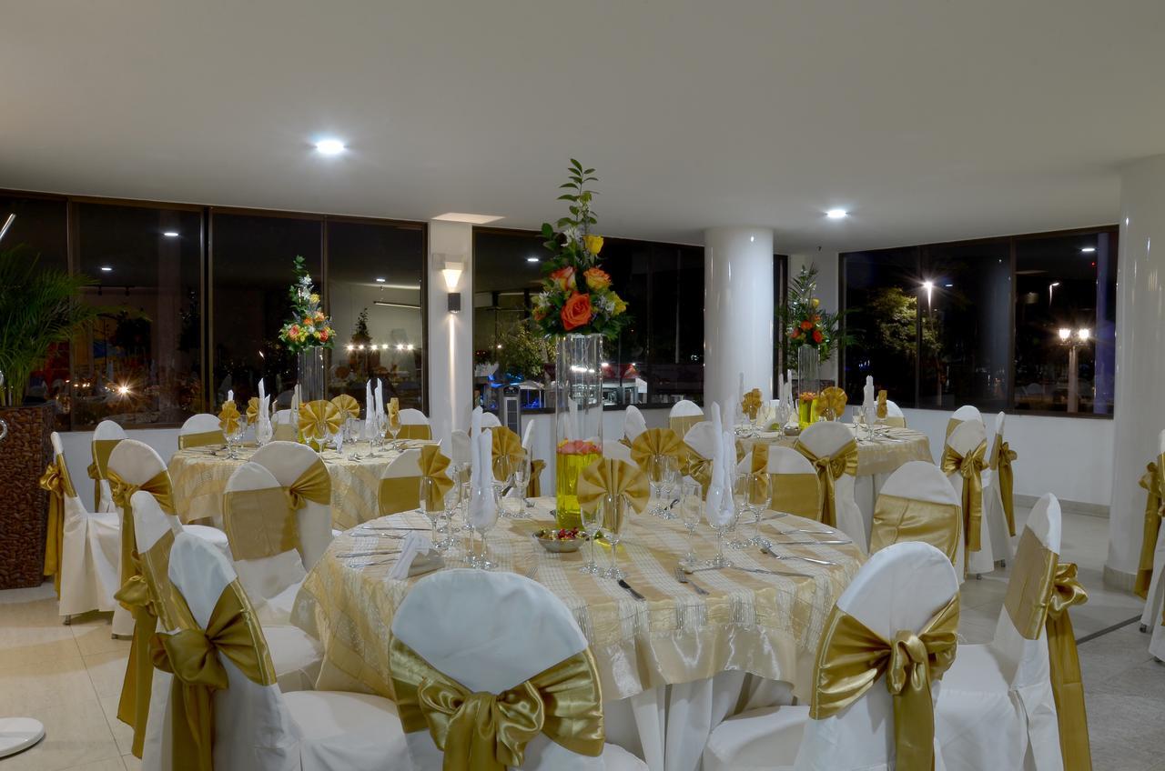Hotel Juan Maria Тулуа Экстерьер фото